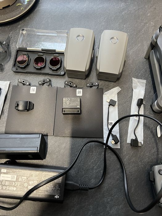 DJI Mavic 2 Pro w wersji Fly More Combo