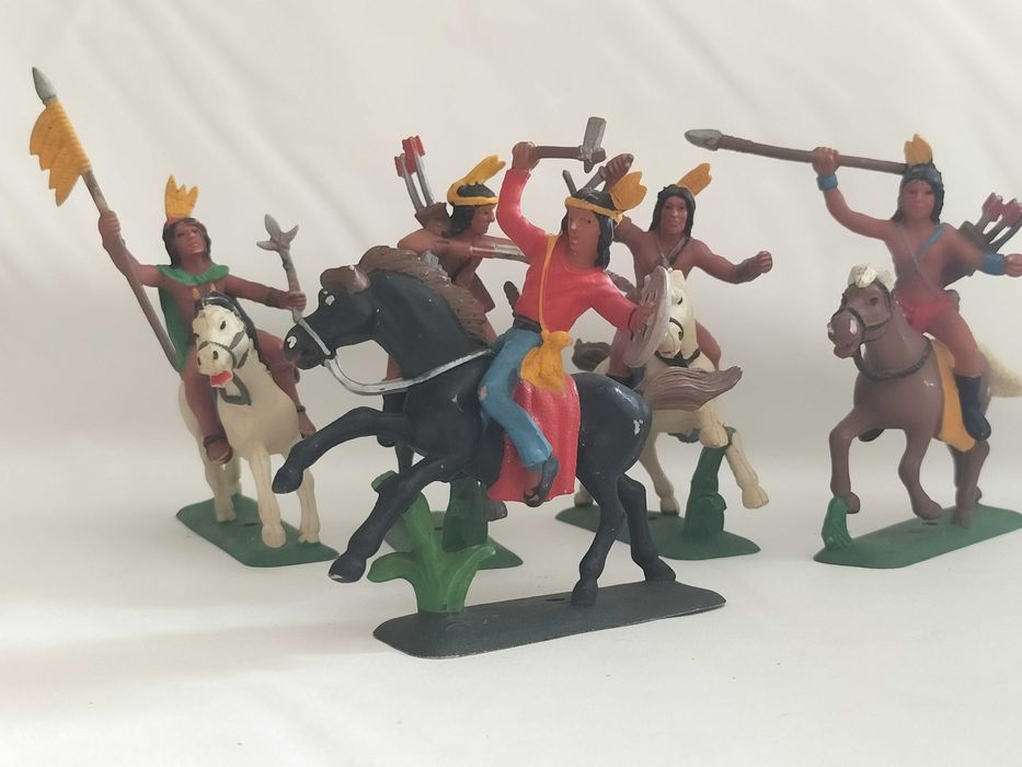 Índios a Cavalo - GULLIVER / DISVENDA