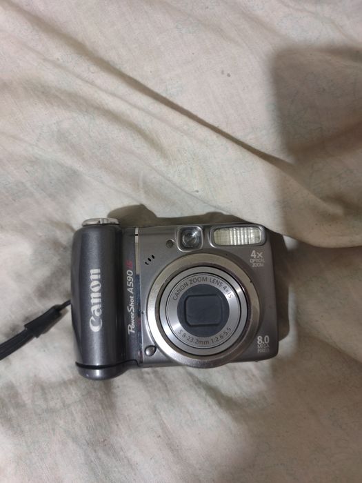 Canon A590 IS фотоапарат