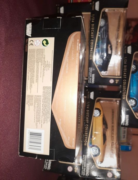 Die-Cast replicas Pagani ZONDA C12