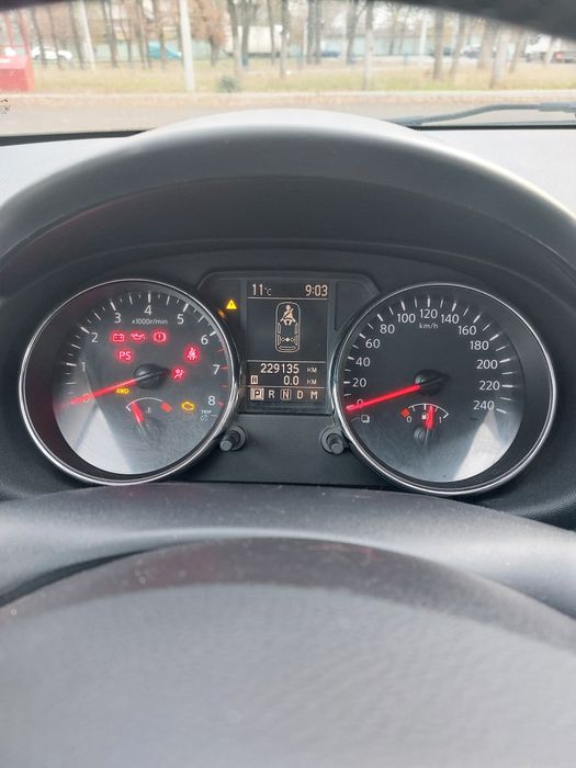 Nissan Qashqai 2012.2.0 Автомат.