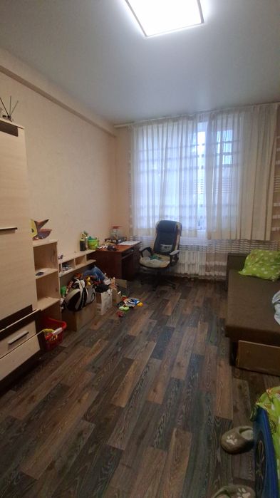Чугуев Продам 3х ком.квартиру