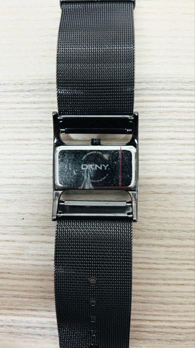 Relogio DKNY senhora novo