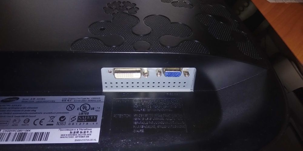 Монитор 22" Samsung 2233BW Led vga, Dvi