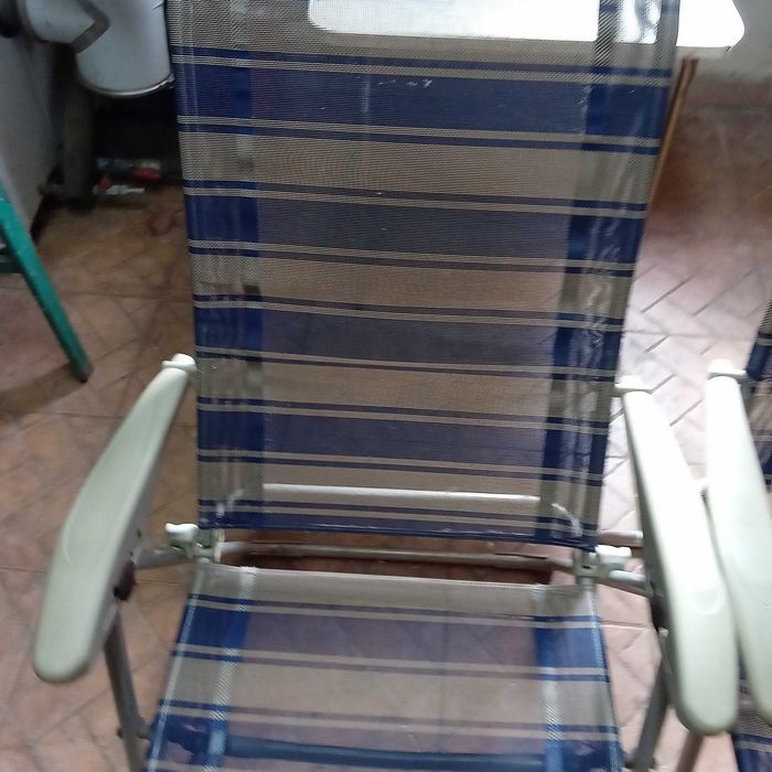 Cadeiras diversas: jardim, casa e praia (10)