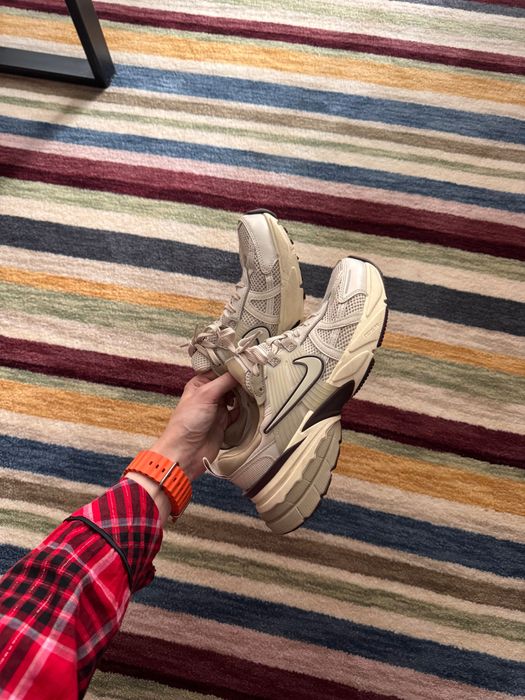 Кросівки Nike V2K Run