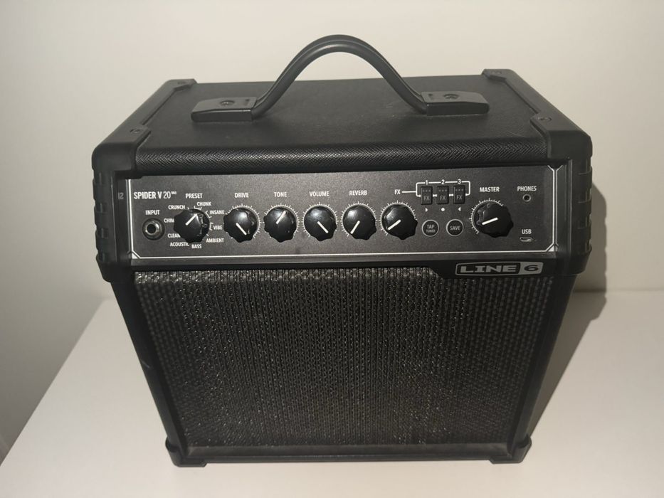 Комбопідсилювач Line 6 spider v20 mk2