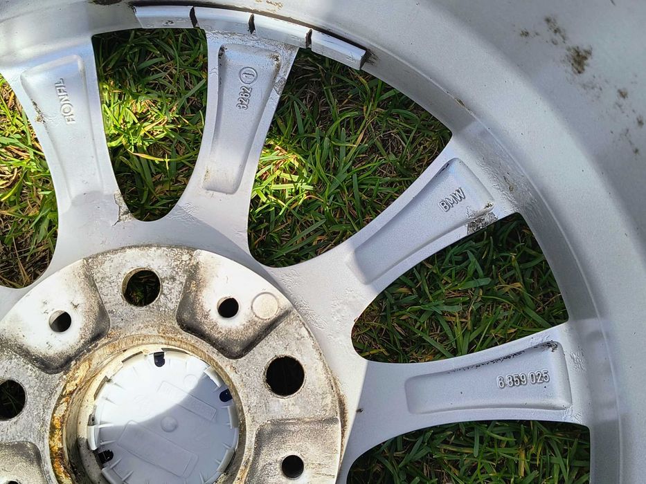 ŁĄDNE Alufelgi 17 5x120 ET34 OEM BMW Styling 395 RONAL