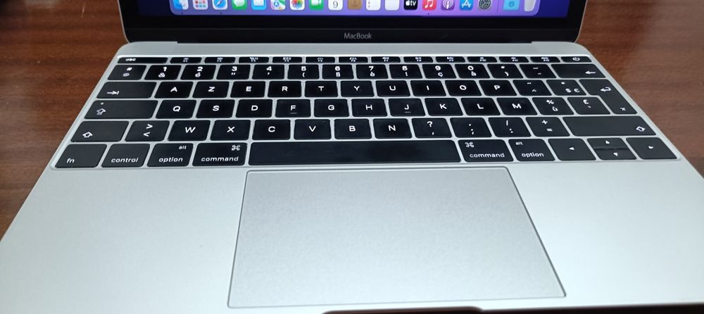 MacBook Retina 12 2015 8GB SSD 256GB Monterey Impecável