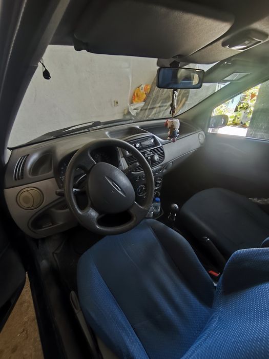 Fiat Punto 1.2  impecável