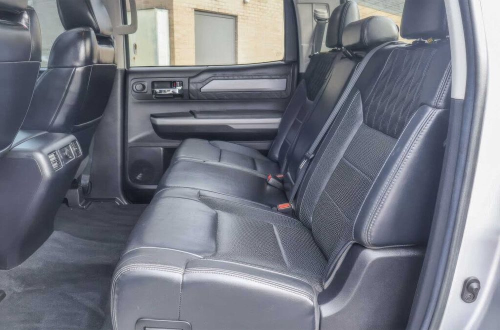 Toyota Tundra Platinum CrewMax      2019