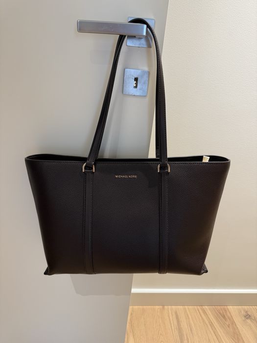 Mala Michael Kors