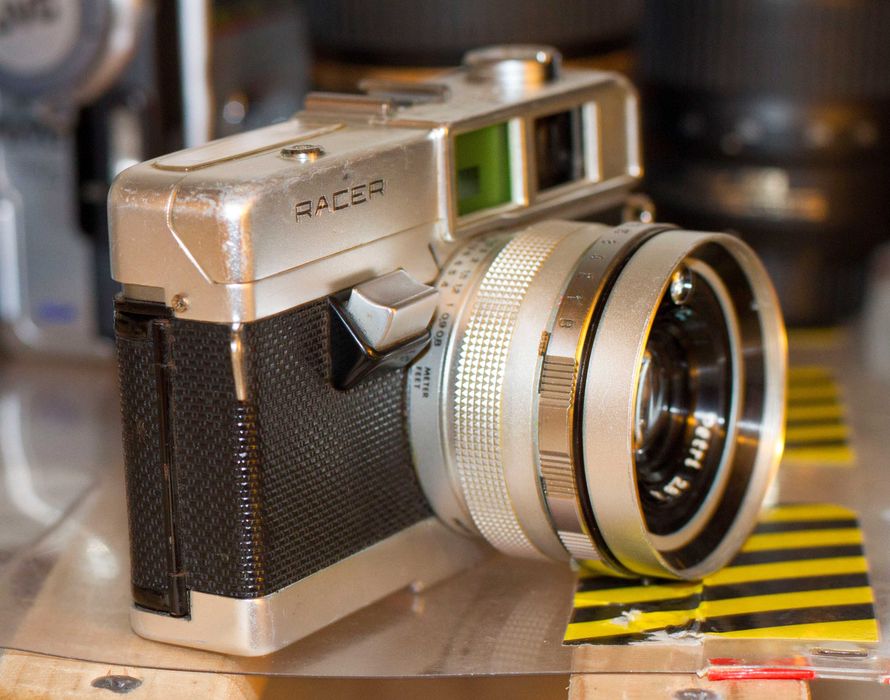 предмет колекціонування фотоапарат Petri Racer 2.8 45mm