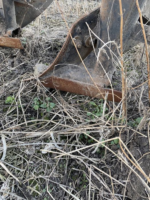 Плуг польський на МТЗ ЮМЗ Т-40