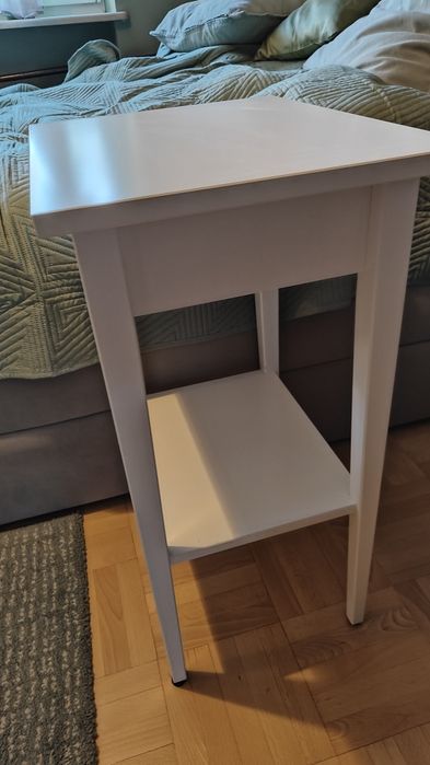 Stolik nocny Ikea Hemnes