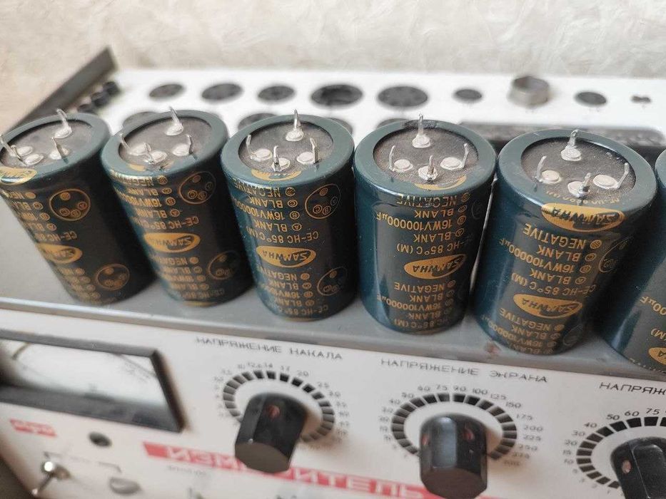 Конденсатор 100000uF 16V   Samwha