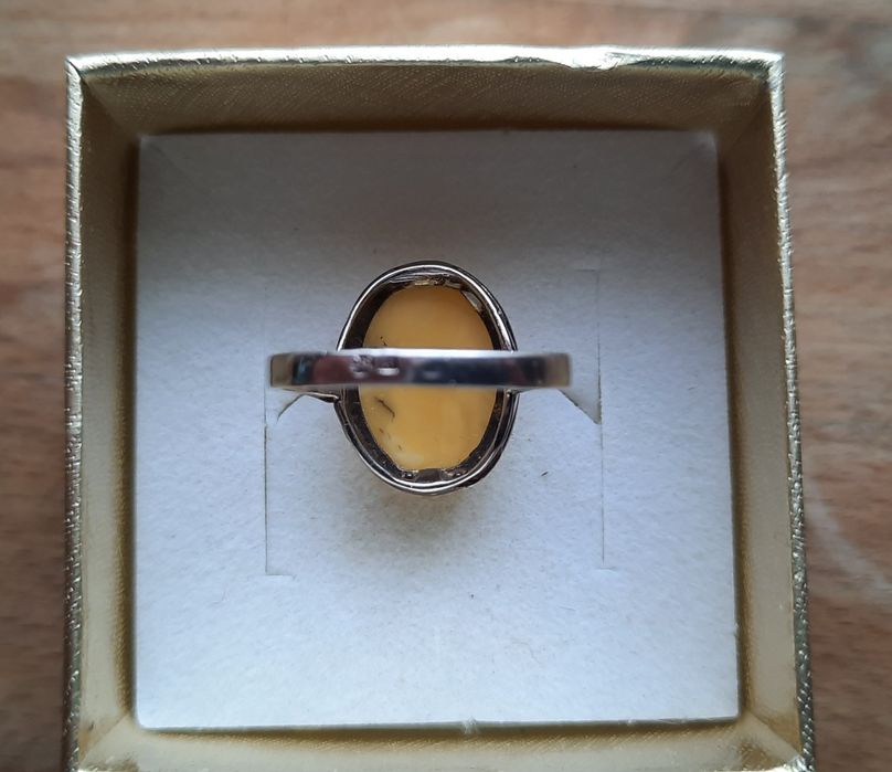 Biżuteria pierścionek zawieszka bursztyn srebro zestaw