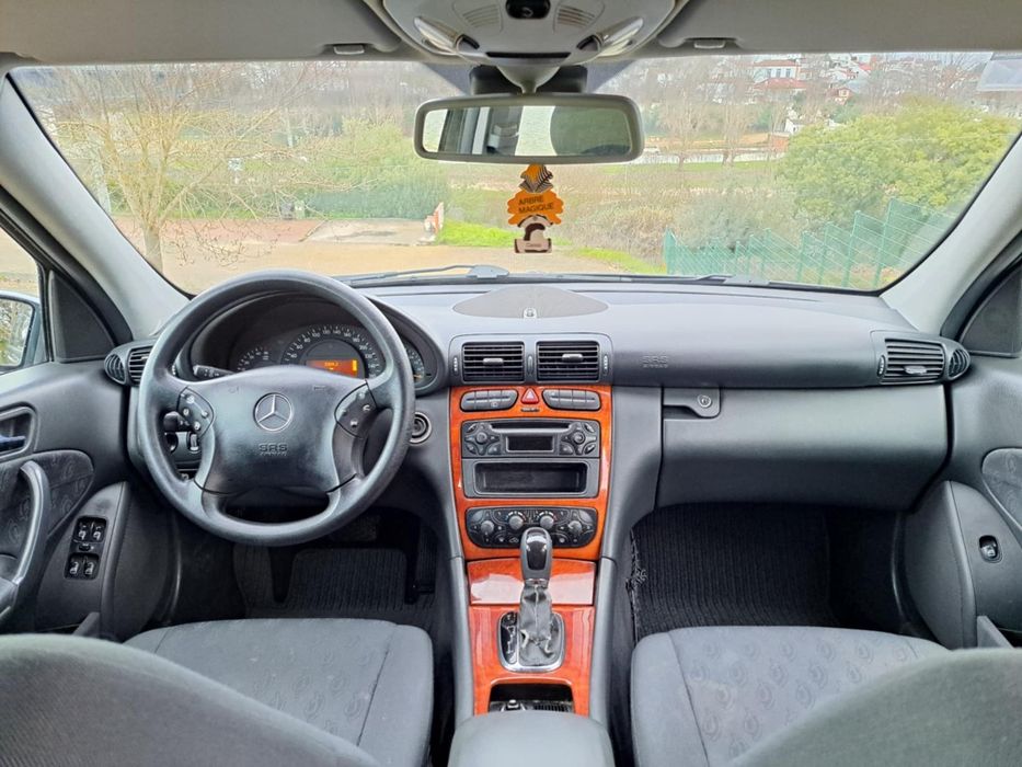 Mercedes benz c220 cdi 206 mil kms reais
