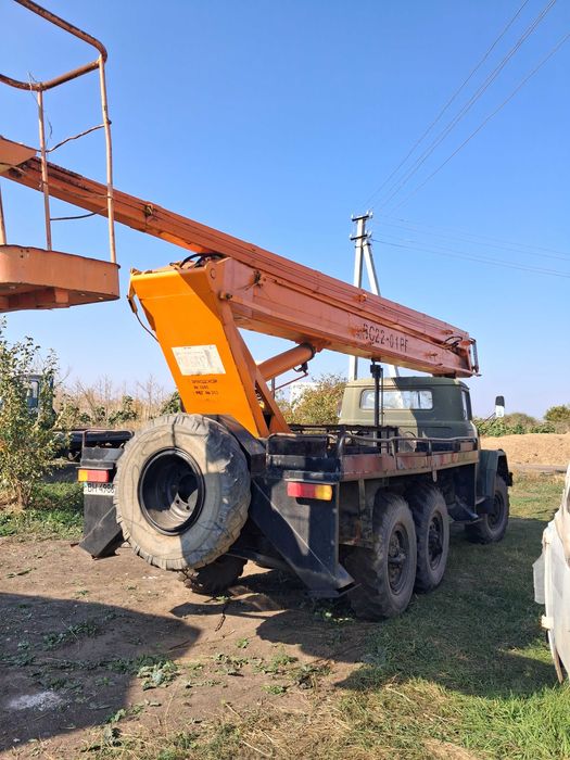 ЗІЛ 131 автопідйомник вишка