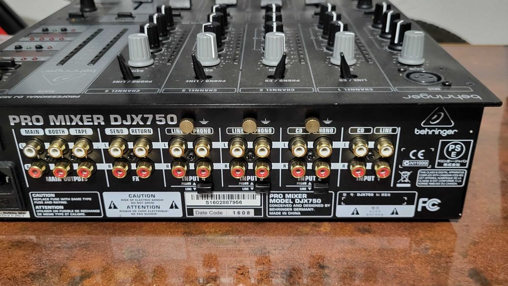 Konsola mikser behringer djx 750 Odtwarzacz Pioneer cdj 400 dj