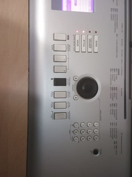 Продам Yamaha DGX-630