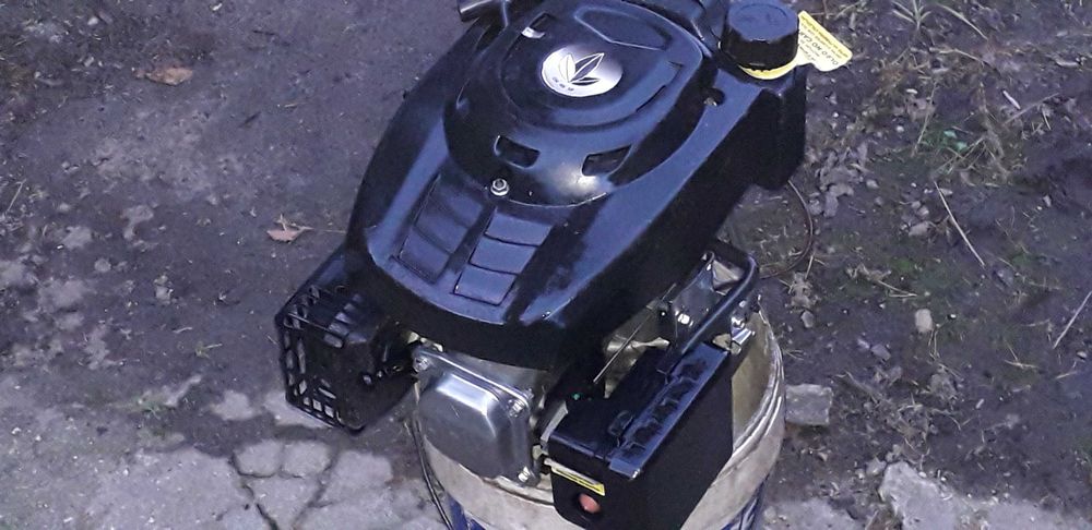 Motor de 5,5cv  para motoenxada ou corta relvas