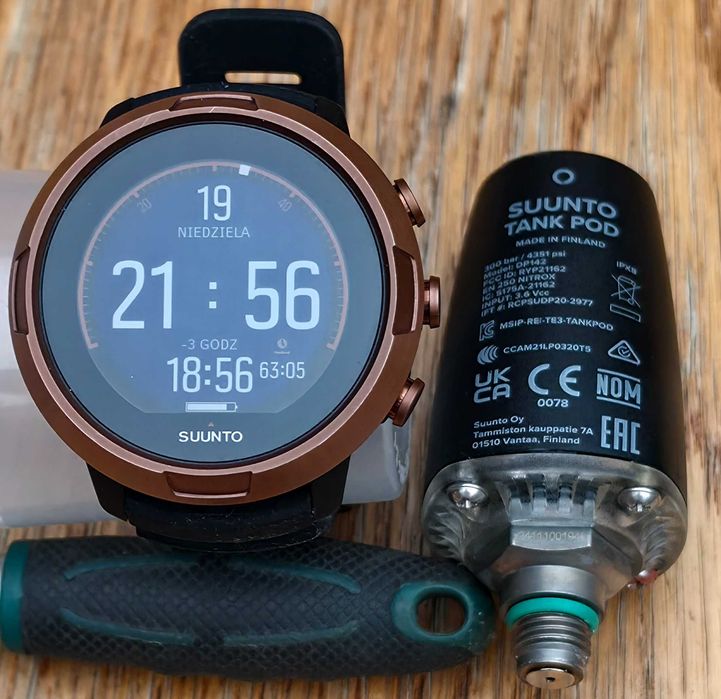 Komputer nurkowy Suunto D5 Copper + TANK POD