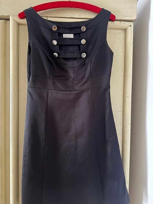 Elegancka sukienka r.36 Karen Millen brązowa
