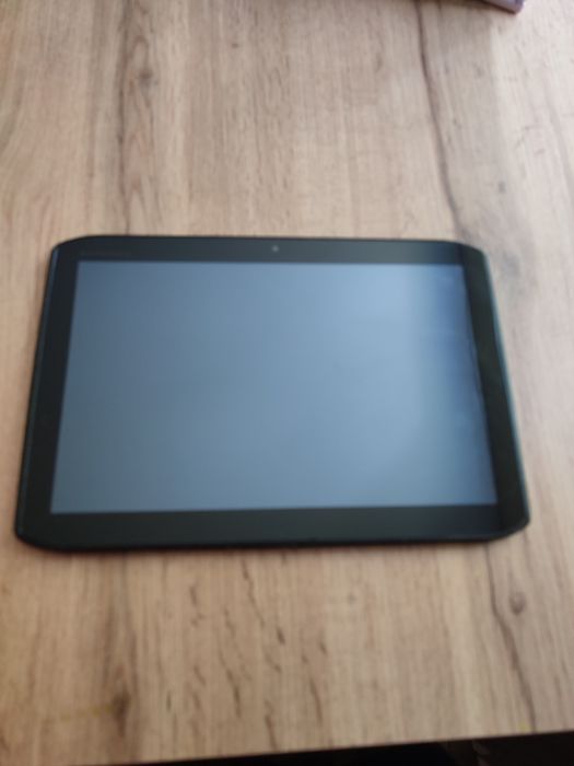 Tablet MZ615-16 nie włącza się