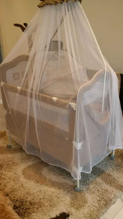 Детская кроватка Geoby