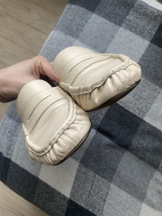 Шкіряні лофери zara