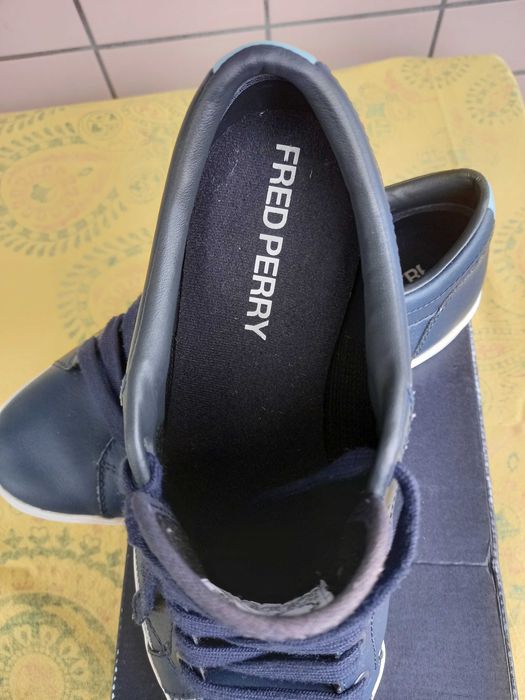 FRED PERRY  55€ bom bonito barato