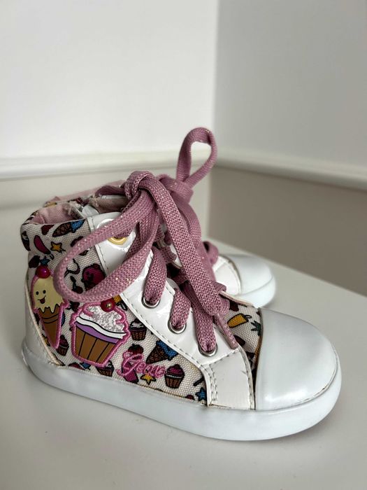 Trampki dla dziewczynki Geox, rozmiar 21