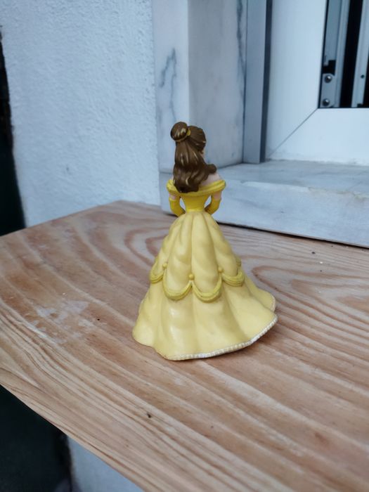 Boneca princesa bela