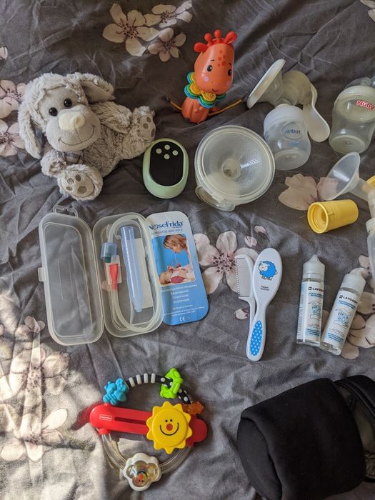 Молоковідсмоктувач Avent, Medela, Nuby , пляшечки , аспіратор для носа