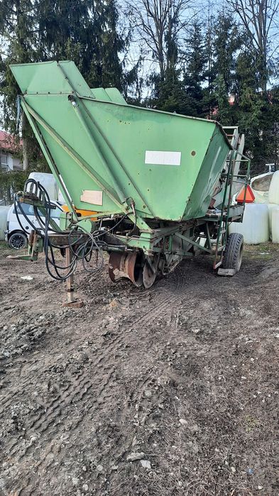 Kombajn hassia do ziemniakow