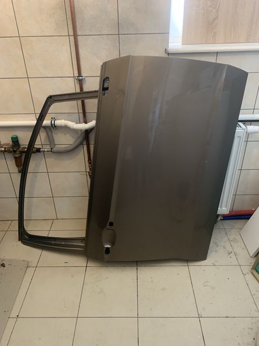 Volkswagen Touran III drzwi prawe