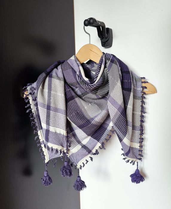 Chusta 98x98cm z frędzelkami