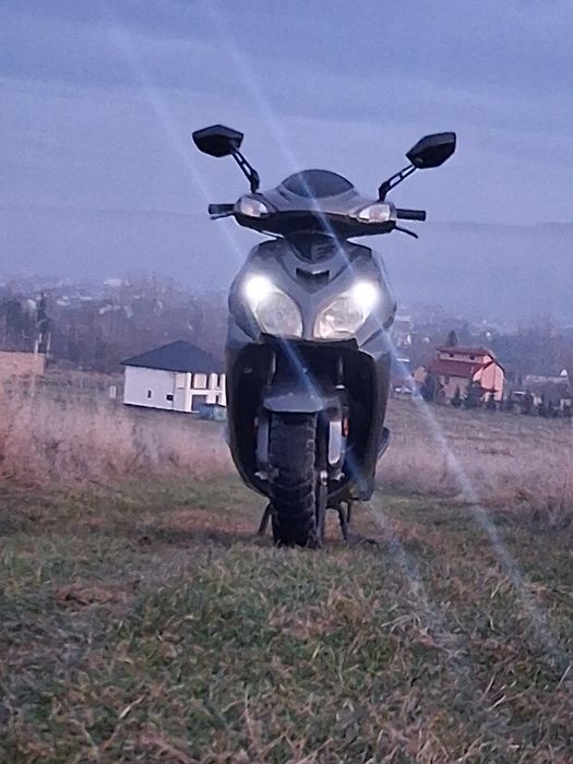 Скутер Storm 150 Куба