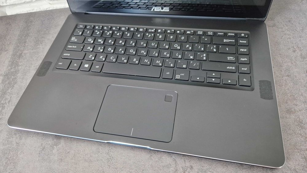 Игровой ноутбук Asus ZenbooK/ i7-7700HQ/ 16/512 / GTX 1050 /