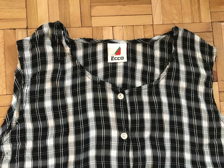 Lekka zapinana retro bluzka w kratkę vichy marki Ecco +