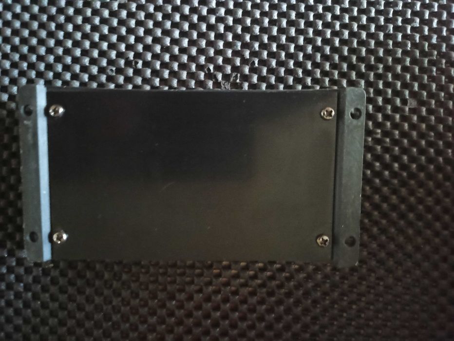 Контроллер 10А 12В/24В с дисплеем + USB гнездо