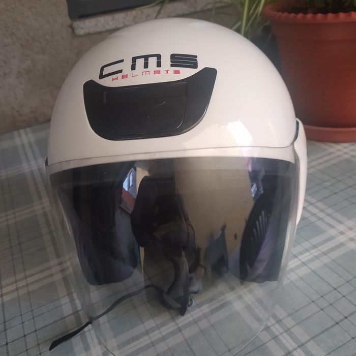 Vendo capacete de mulher para mota
