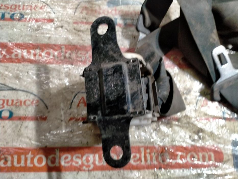 Cinto De Segurança Traseiro Central Nissan Almera N16E
