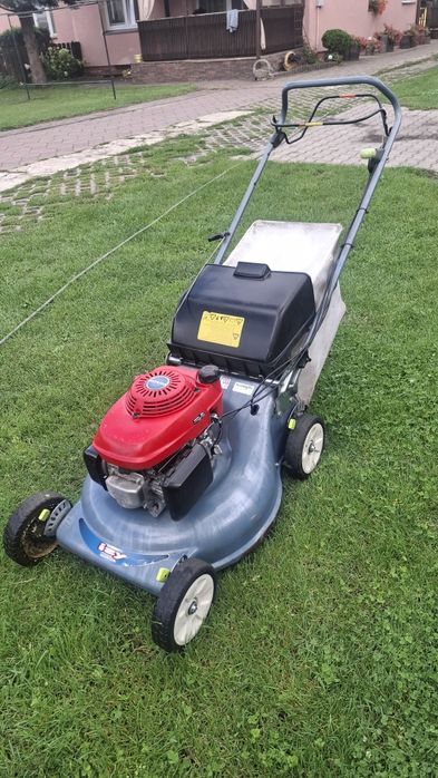 Kosiarka spalinowa Honda Izy