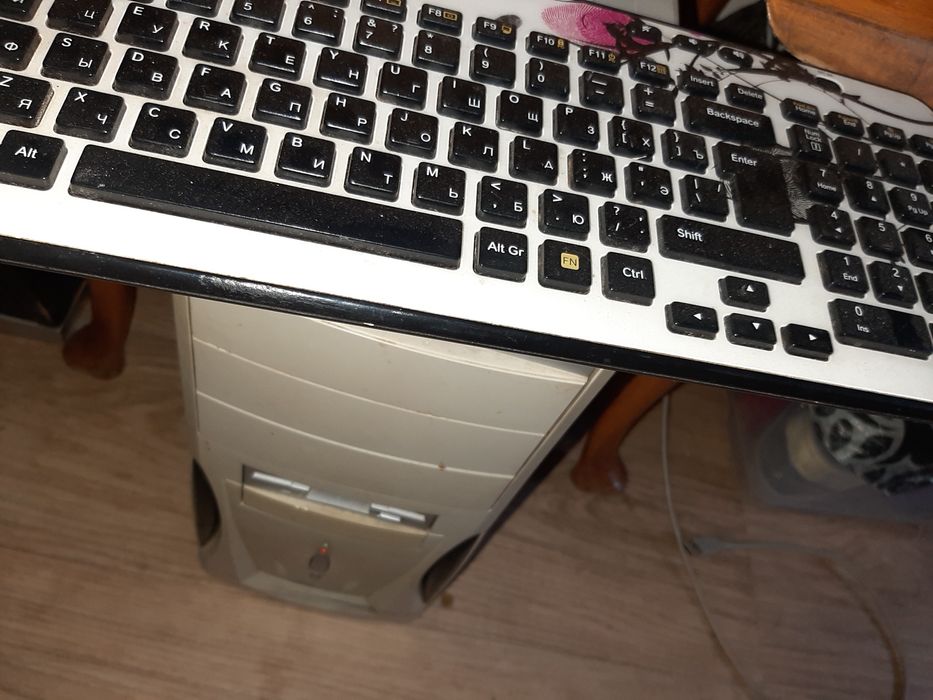 Компьютер,монитор,колонки и т.д