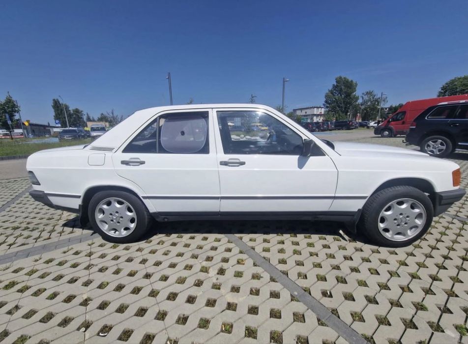 Mercedes w190 1985r