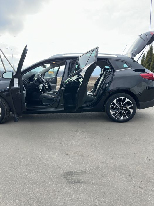 Renault megane 3 Bose рейсталінговий