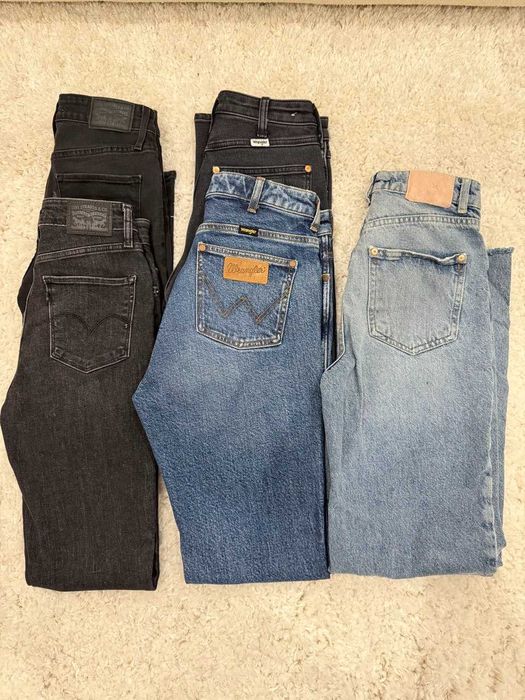 Жіночі джинси Levis