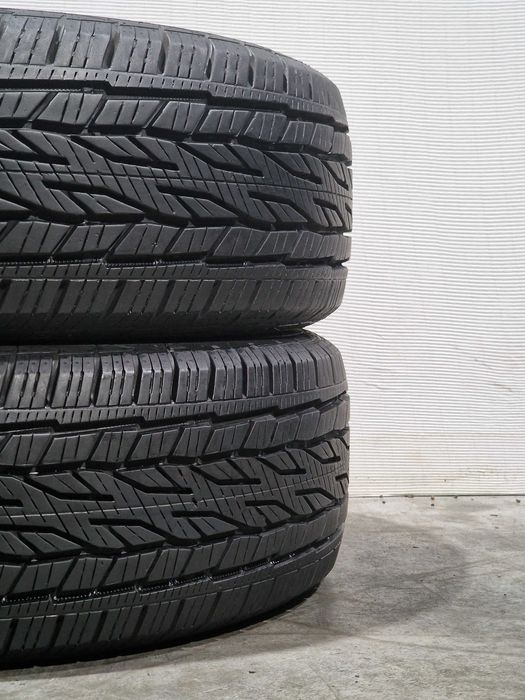 2 Pneus 255/65R17 CONTINENTAL Semi Novos